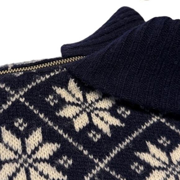 Women's Ralph Lauren Blue‎ White Snowflake Lambswool Turtle Neck Sweater Size M - Picture 4 of 9